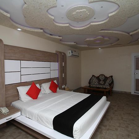 Royal Castle Hotel Negombo Dış mekan fotoğraf