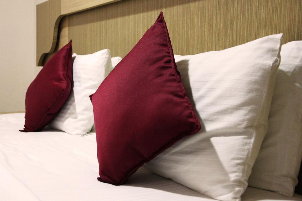 Royal Castle Hotel Negombo Dış mekan fotoğraf