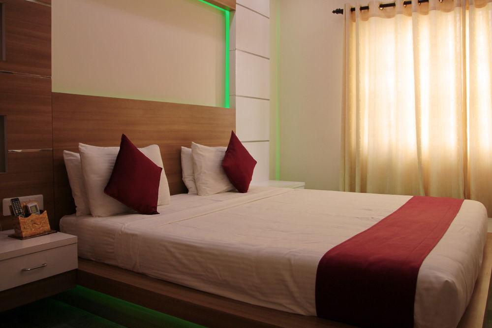Royal Castle Hotel Negombo Dış mekan fotoğraf