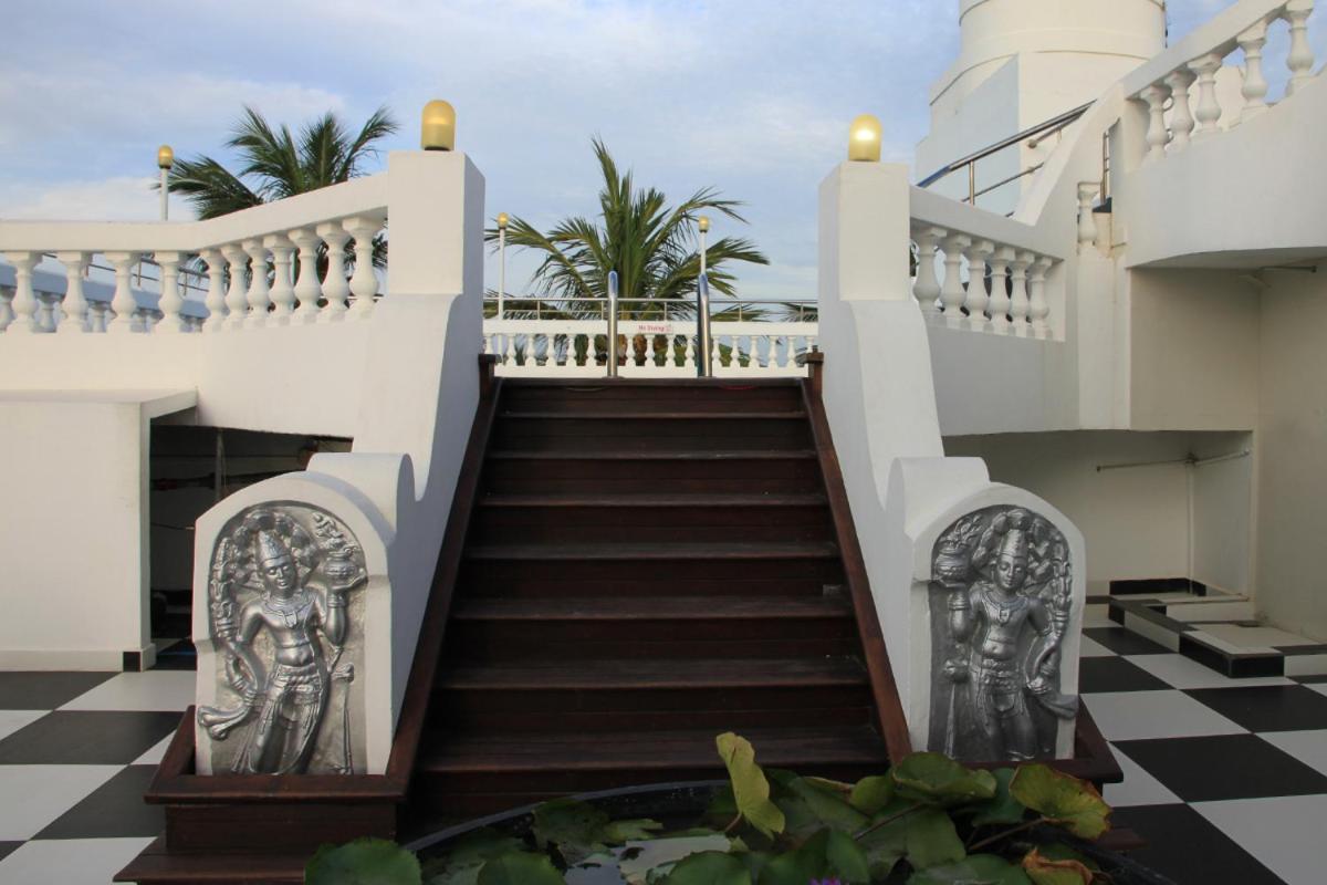 Royal Castle Hotel Negombo Dış mekan fotoğraf