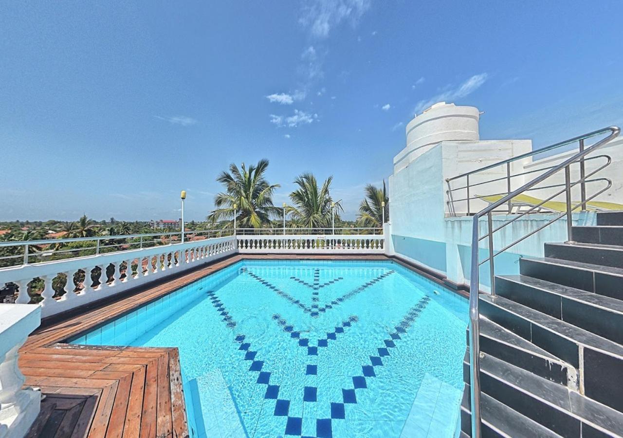 Royal Castle Hotel Negombo Dış mekan fotoğraf