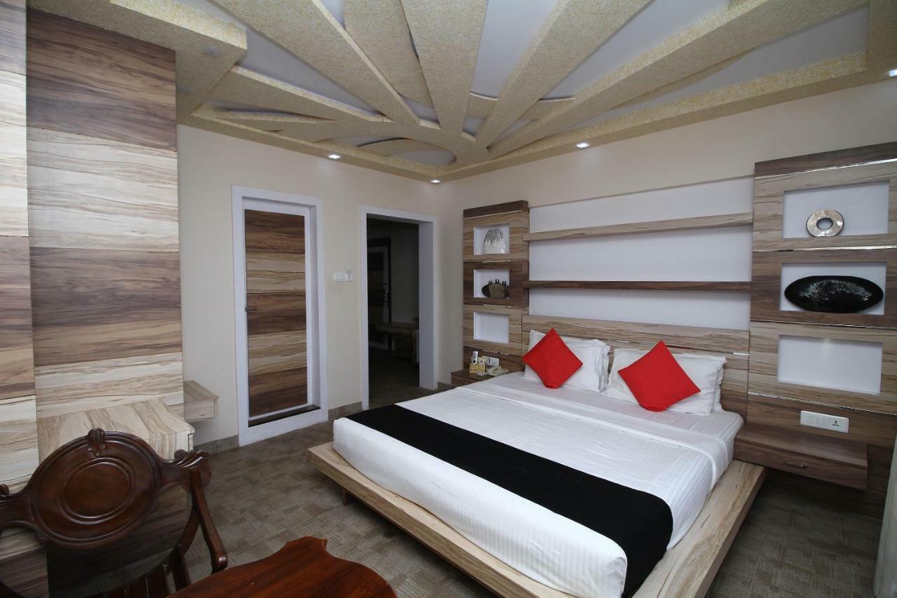 Royal Castle Hotel Negombo Dış mekan fotoğraf