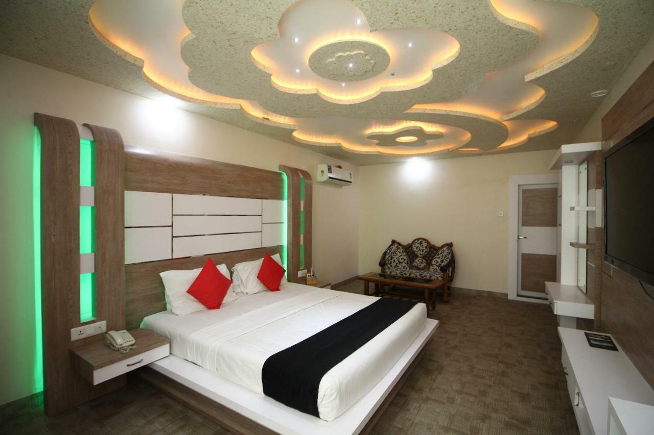 Royal Castle Hotel Negombo Dış mekan fotoğraf