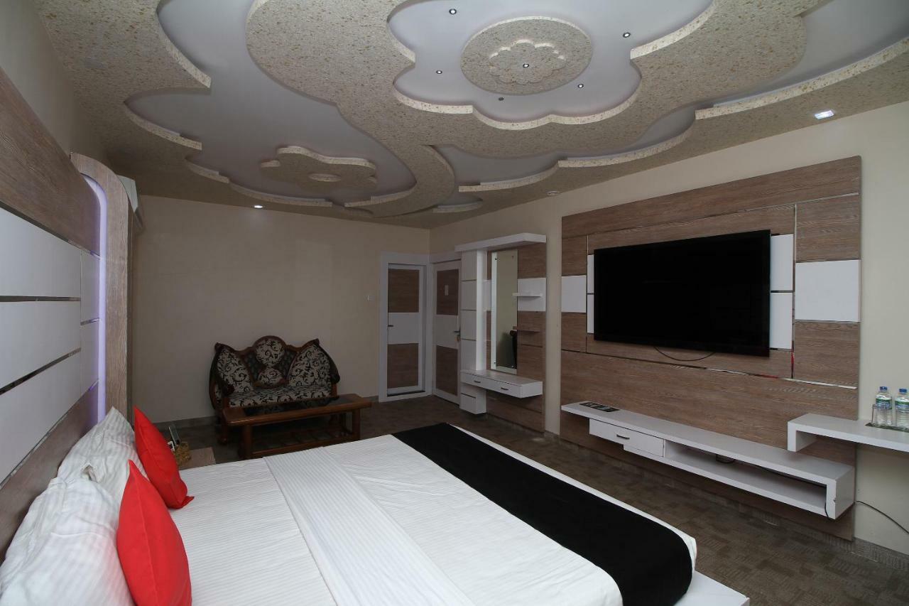 Royal Castle Hotel Negombo Dış mekan fotoğraf